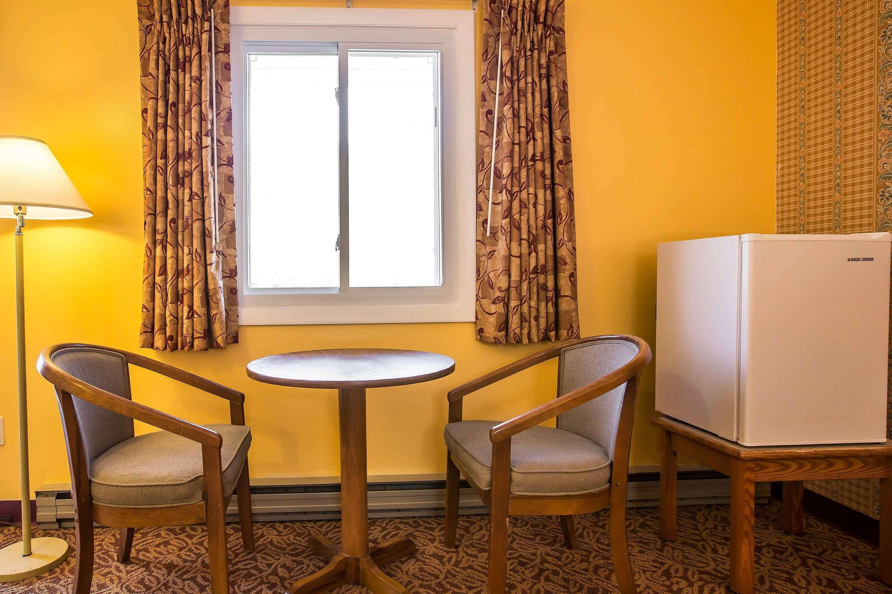 Rodeway Inn Lincoln I-93 Екстериор снимка